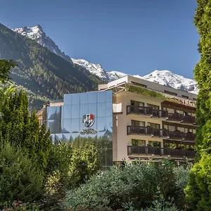 3* Hotel Pointe Isabelle